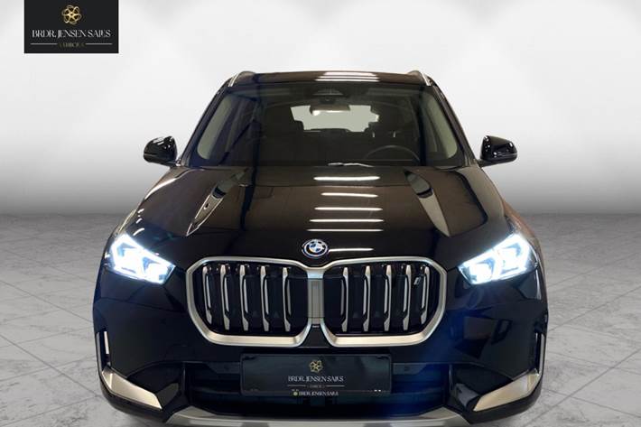 Sort BMW iX1 fra 2023