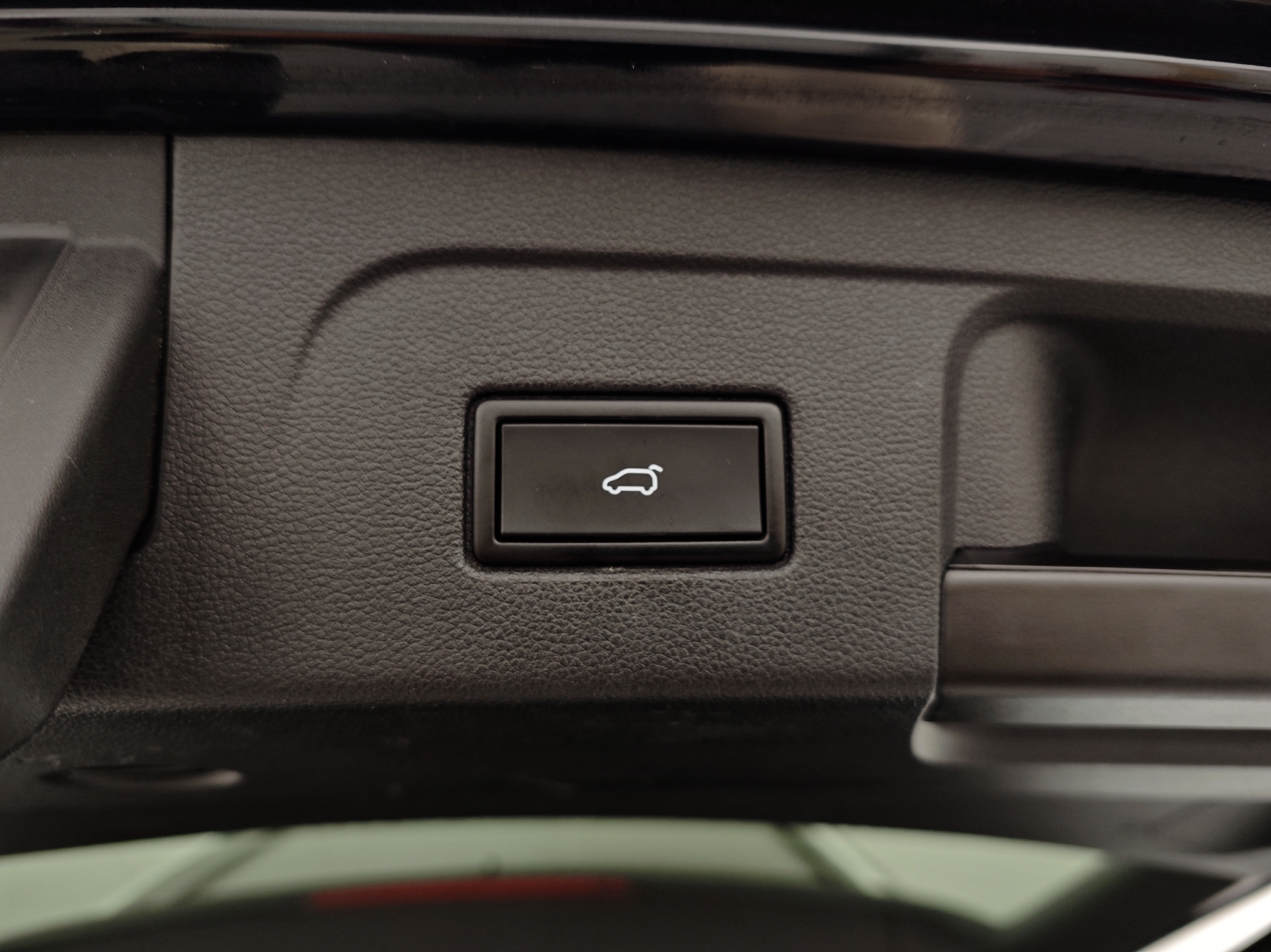 Sort VW Touran fra 2019