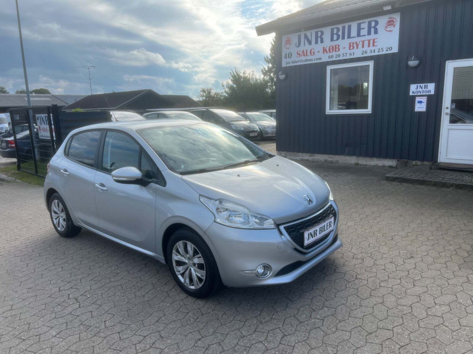 undefined Peugeot 208 fra 2014