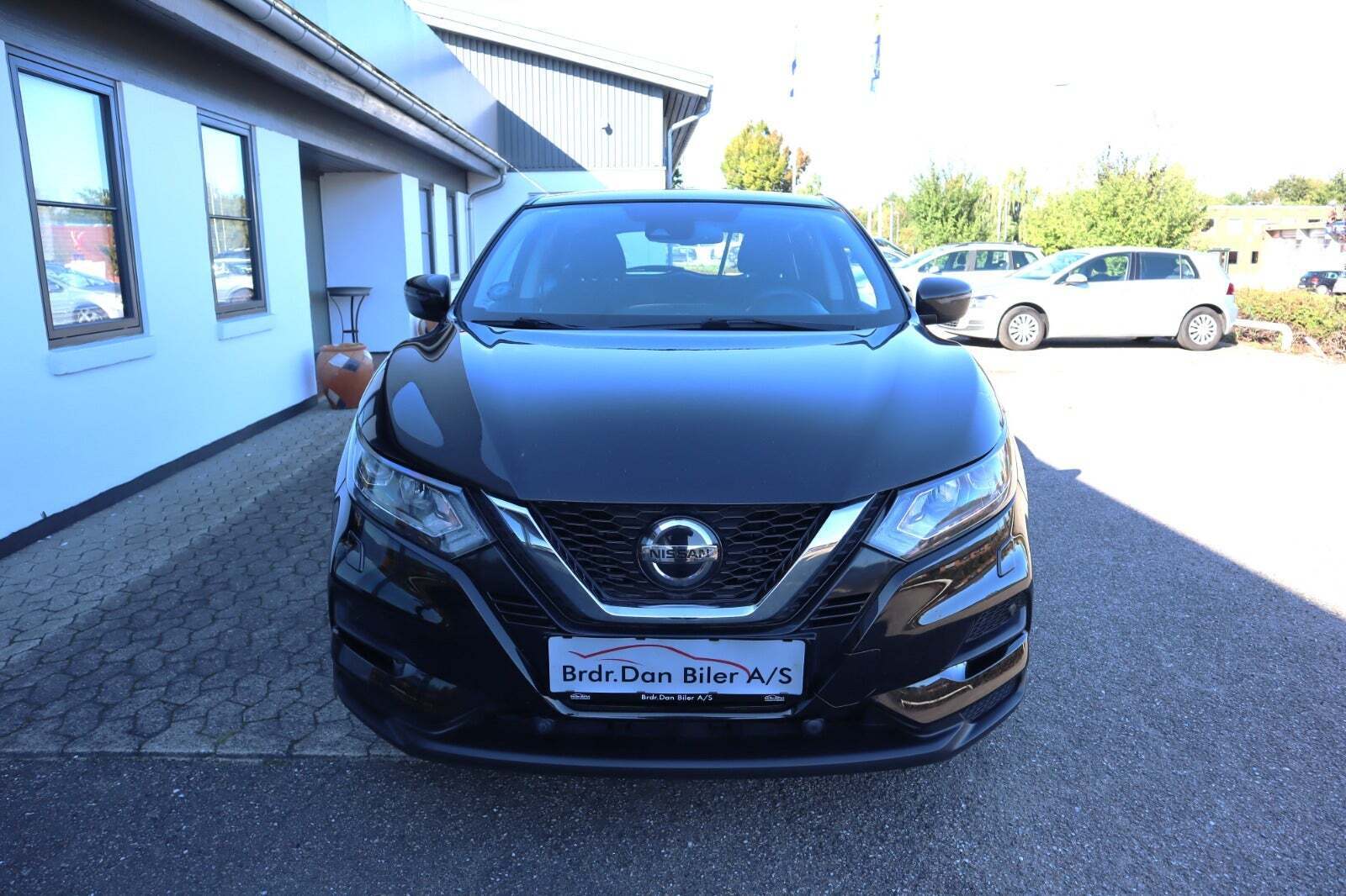 Sort Nissan Qashqai fra 2018