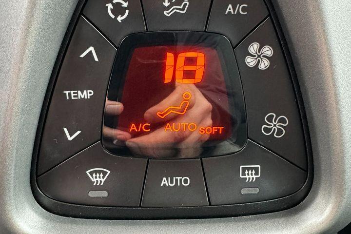 Grå Toyota Aygo fra 2020