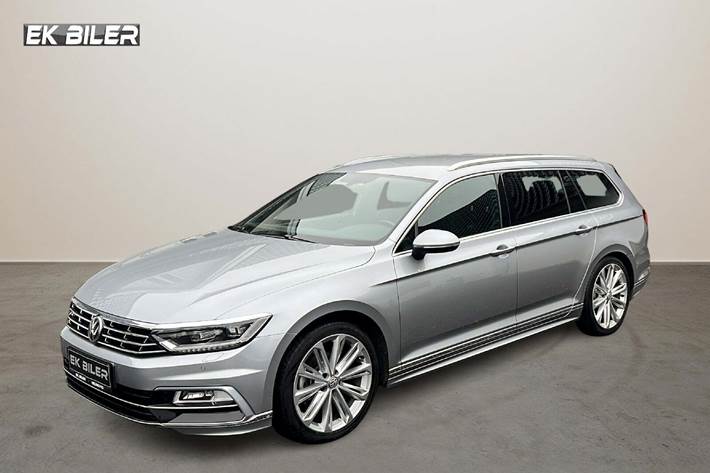 Grå VW Passat fra 2018 set udefra