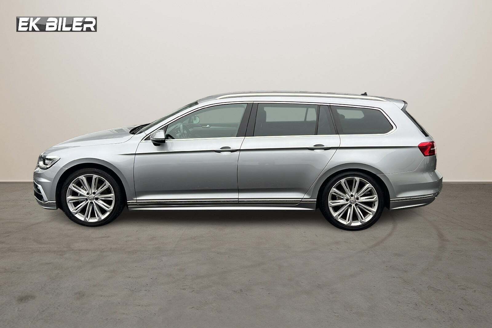 Grå VW Passat fra 2018