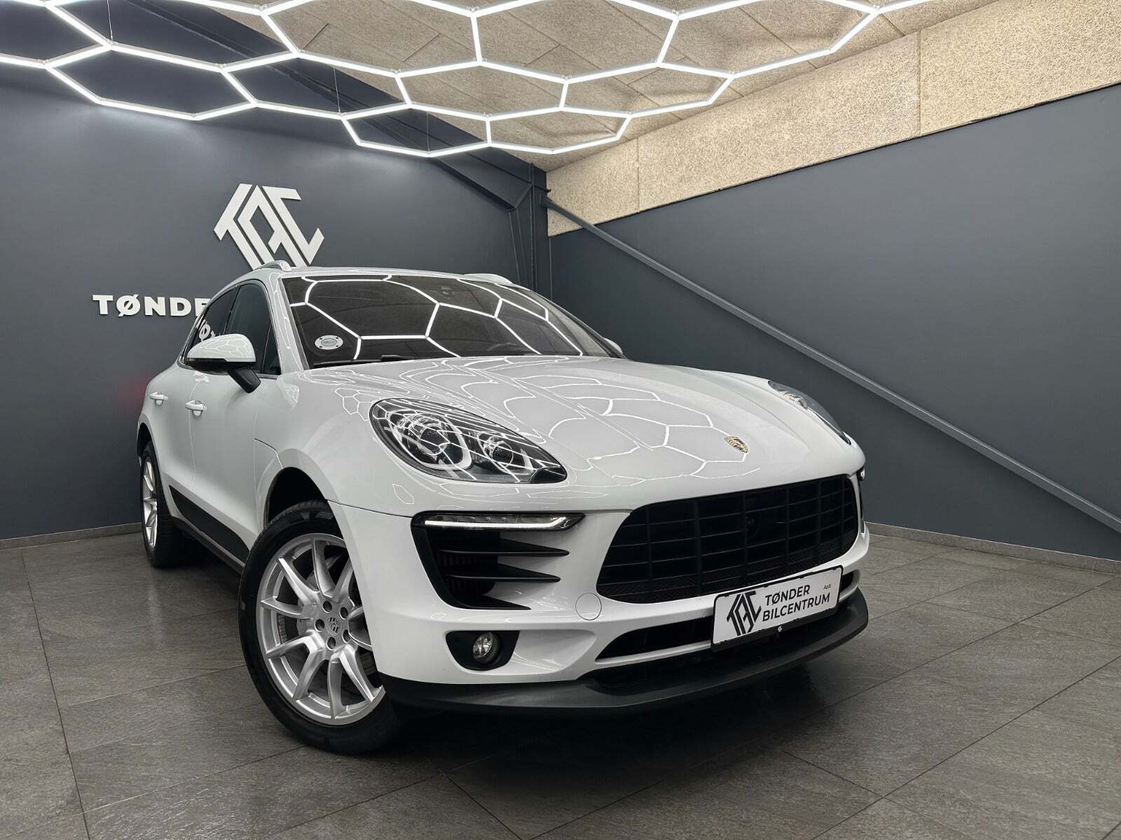 Porsche Macan S