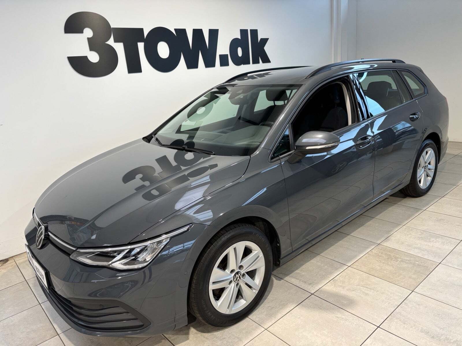 VW Golf VIII 1,5 eTSi 130 Life Variant DSG