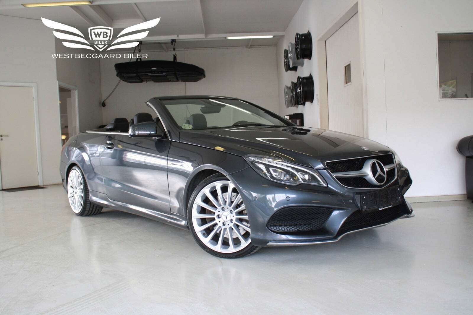 Grå Mercedes E400 fra 2014 set udefra