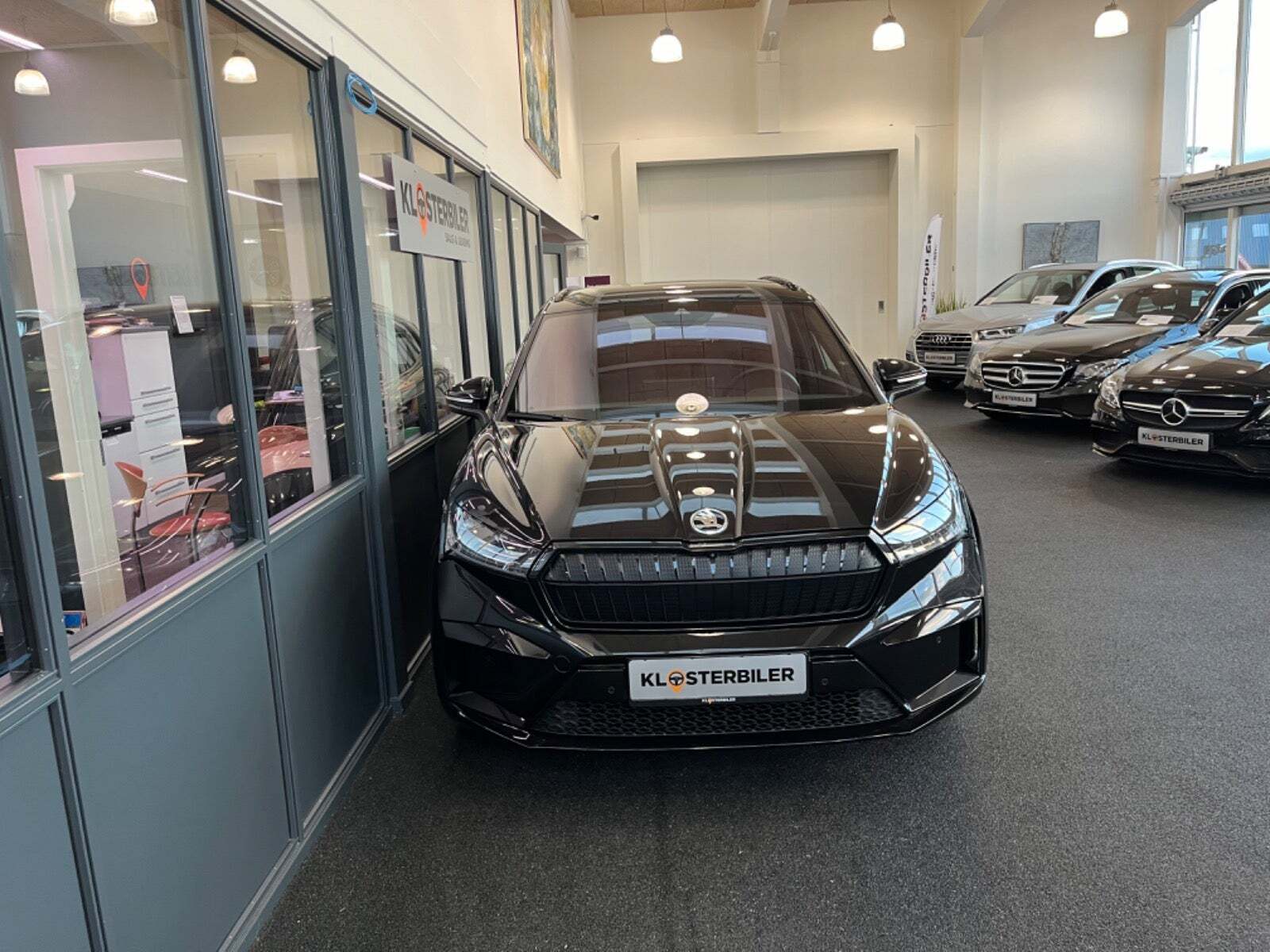 Sort Skoda Enyaq fra 2022