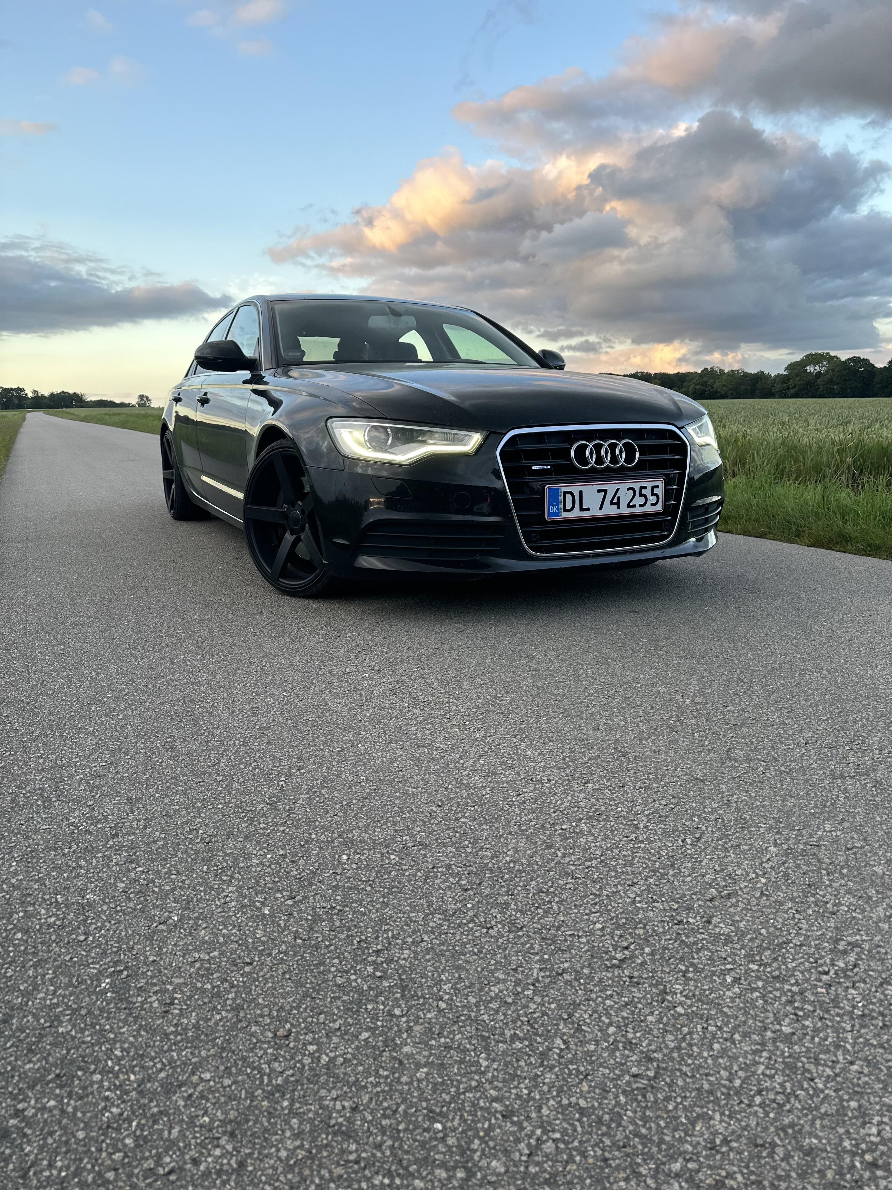 Sort Audi A 6 fra 2011