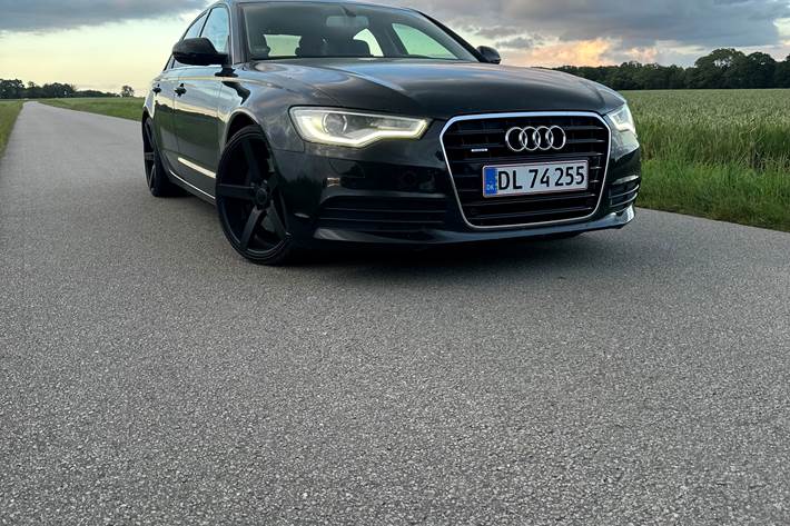 Sort Audi A 6 fra 2011