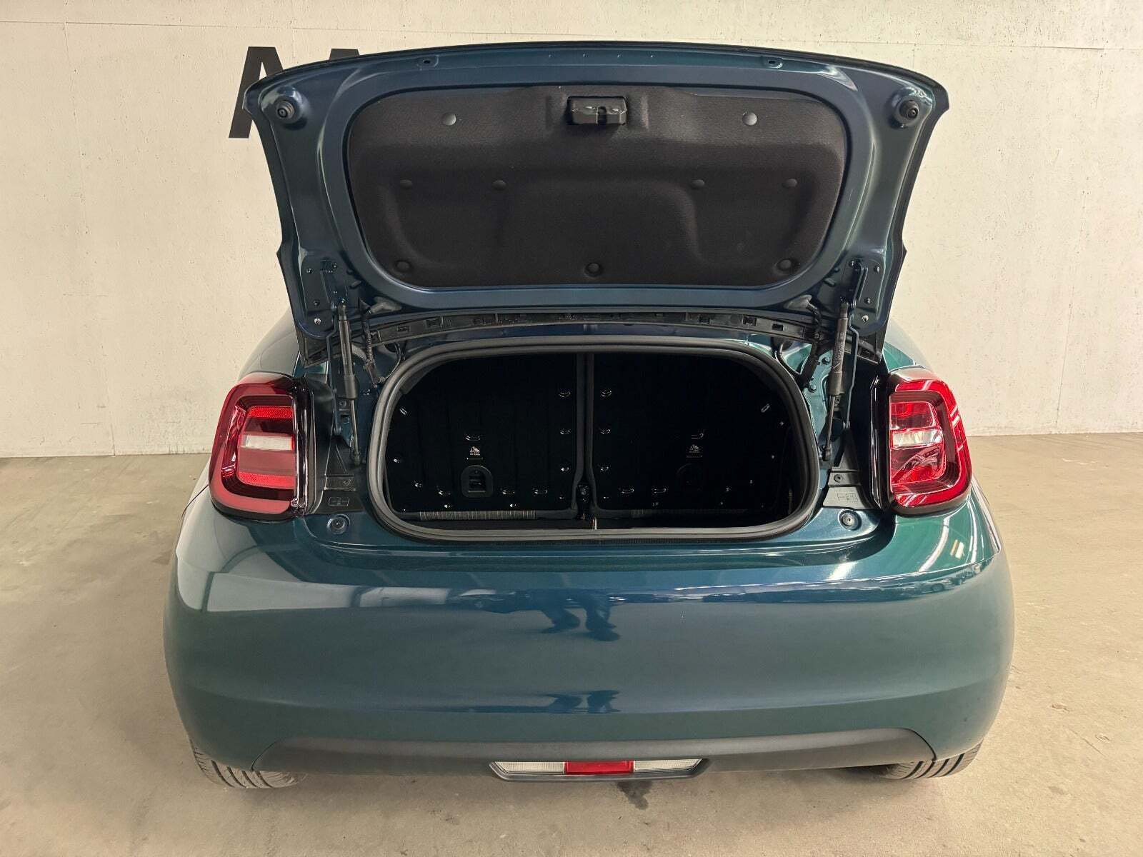 Grøn Fiat 500e fra 2022