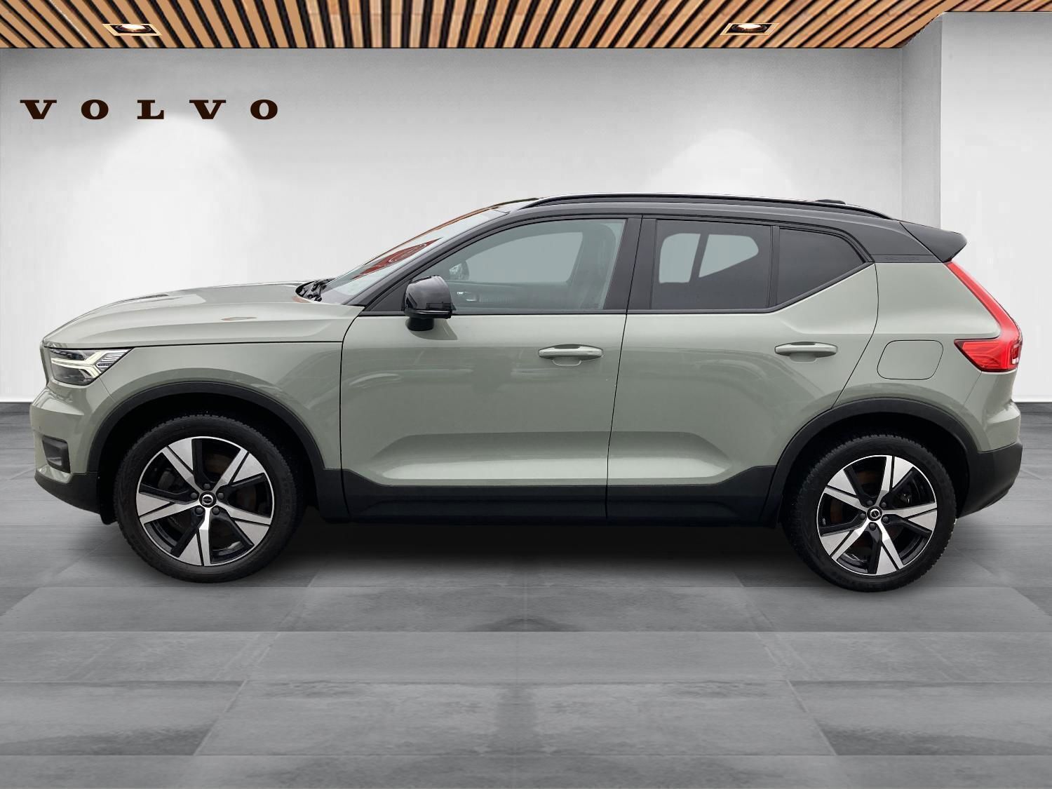 Grøn Volvo XC40 fra 2021