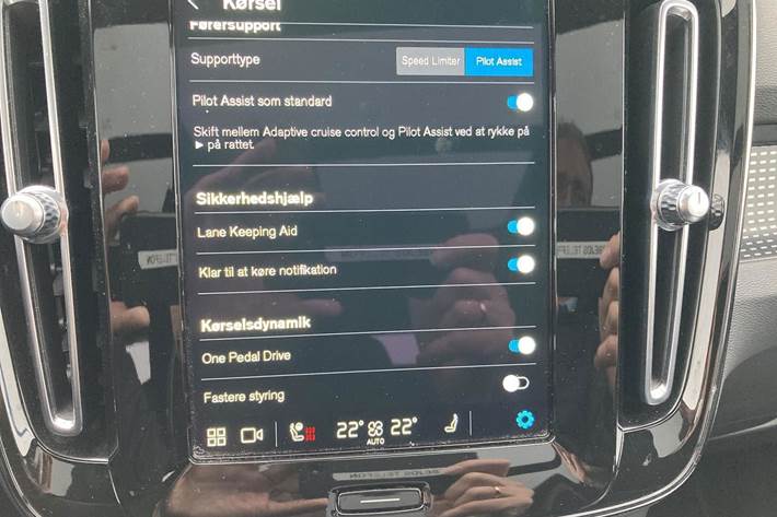 Grøn Volvo XC40 fra 2021