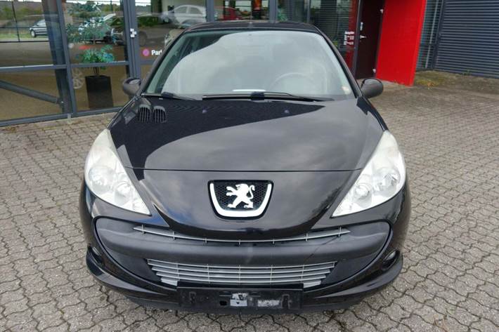 undefined Peugeot 206+ fra 2011 set udefra