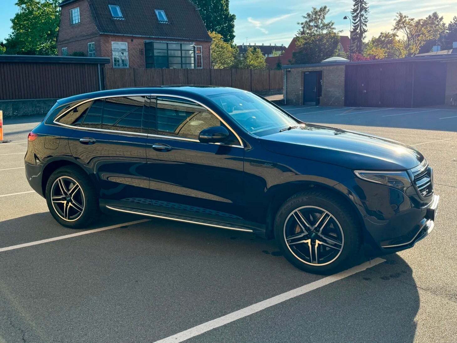 Mercedes EQC400