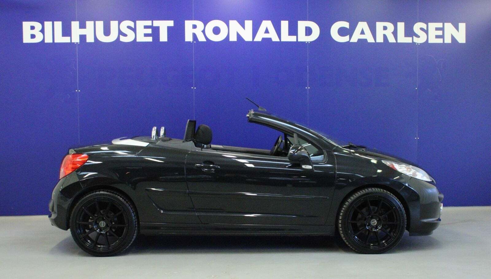 Sort Peugeot 207 fra 2008