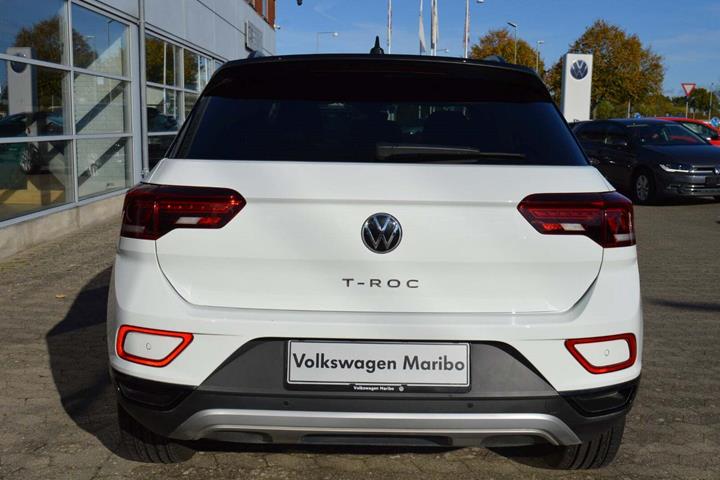 Hvid VW T-Roc fra 2023