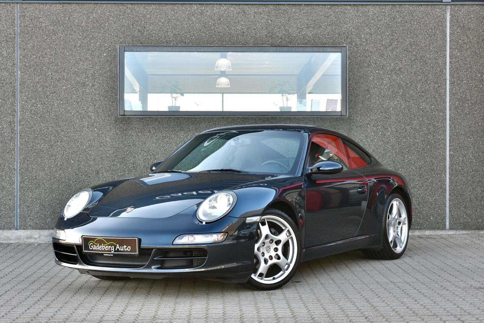 Porsche 911 Carrera