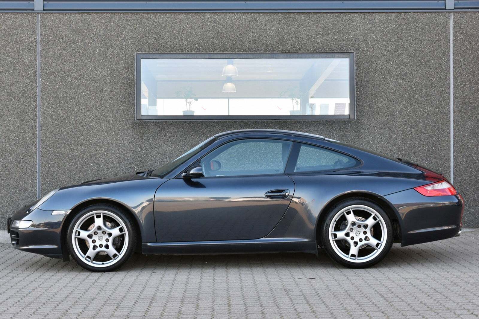 Porsche 911 Carrera