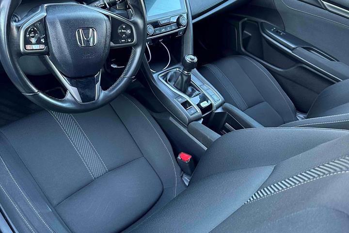 Hvid Honda Civic fra 2017