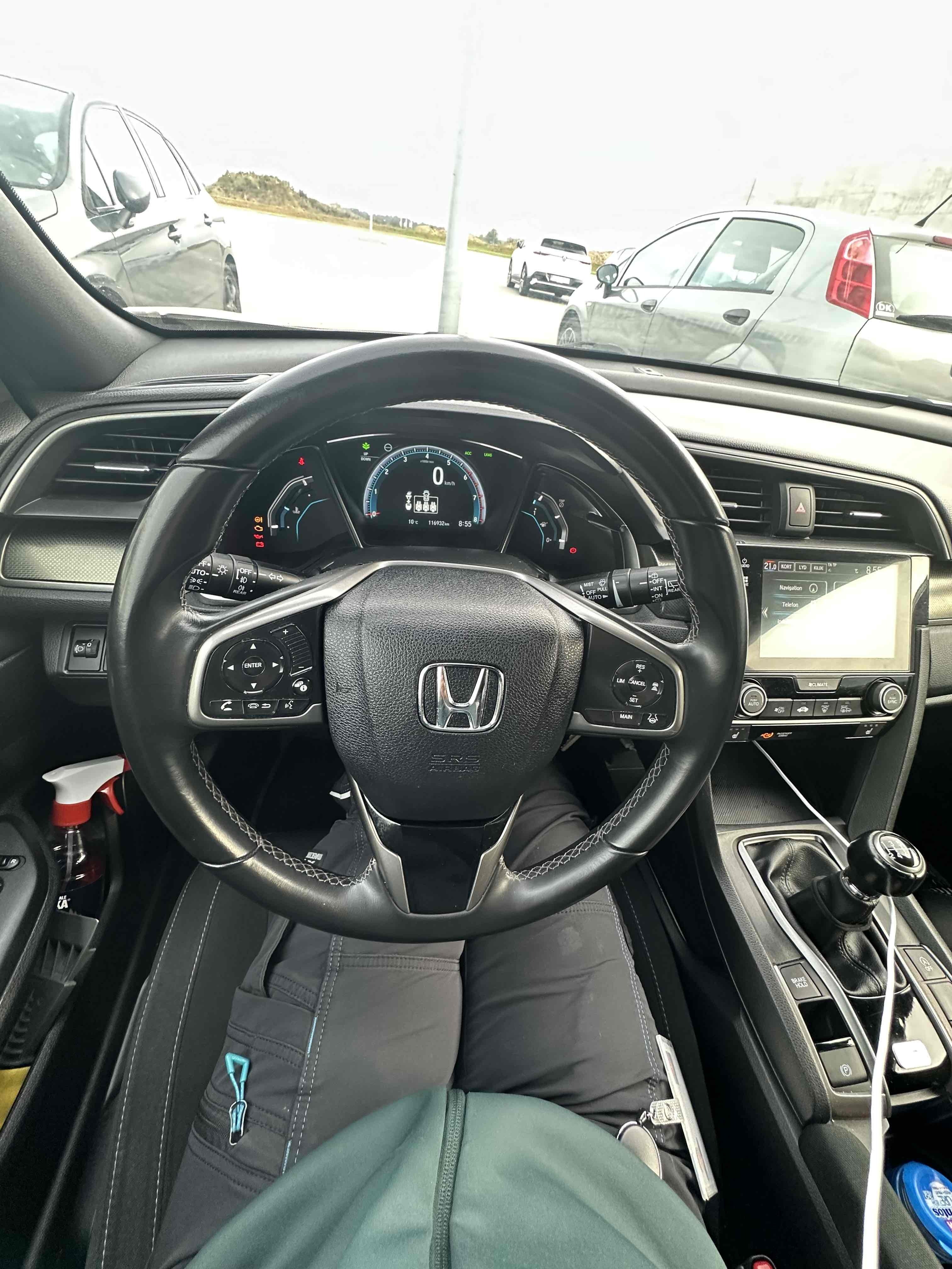 Honda Civic 1,0 1.0 VTEC TURBO 5d