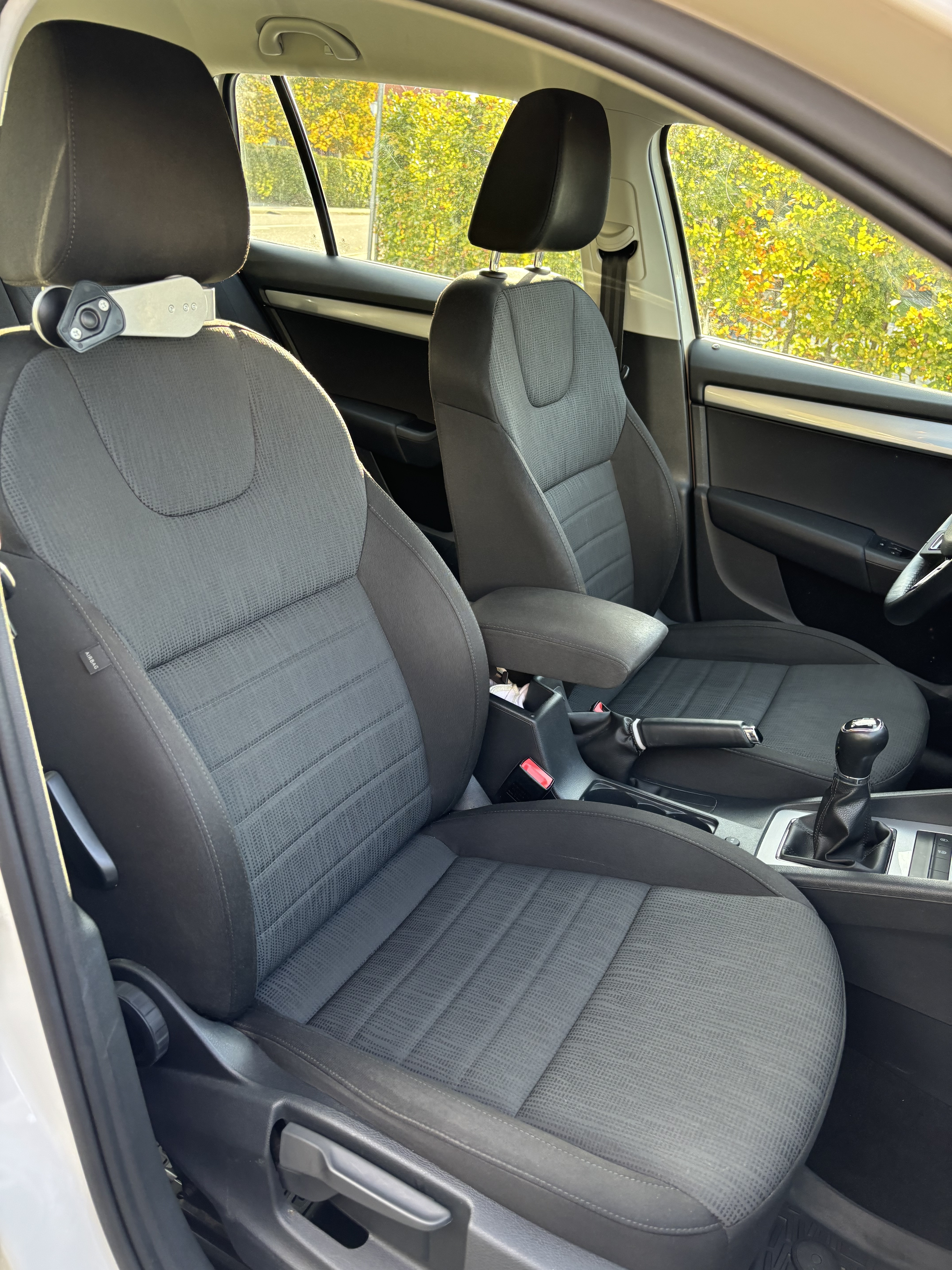 Hvid Skoda Octavia fra 2017