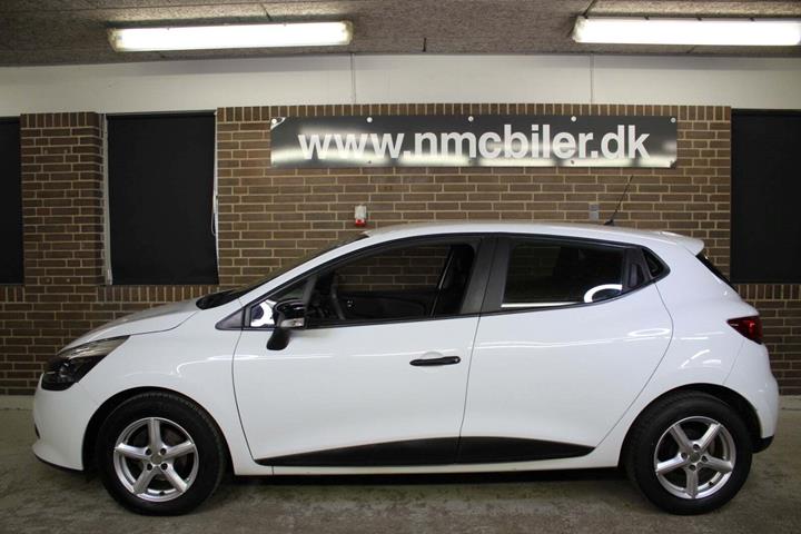 Hvid Renault Clio IV fra 2014