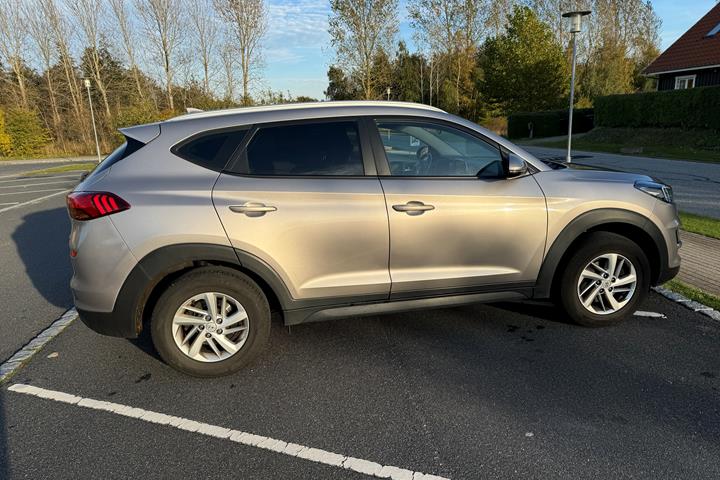 Sølv Hyundai Tucson fra 2019