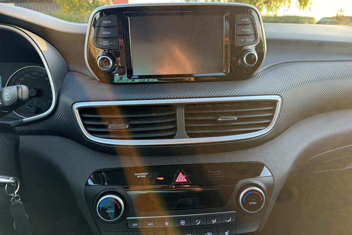Sølv Hyundai Tucson fra 2019