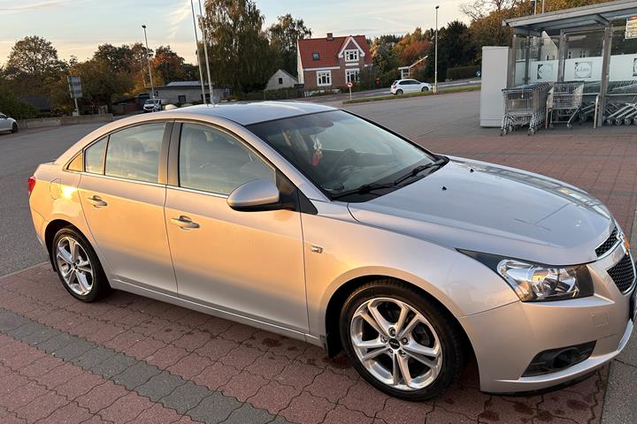 undefined Chevrolet Cruze fra 2009