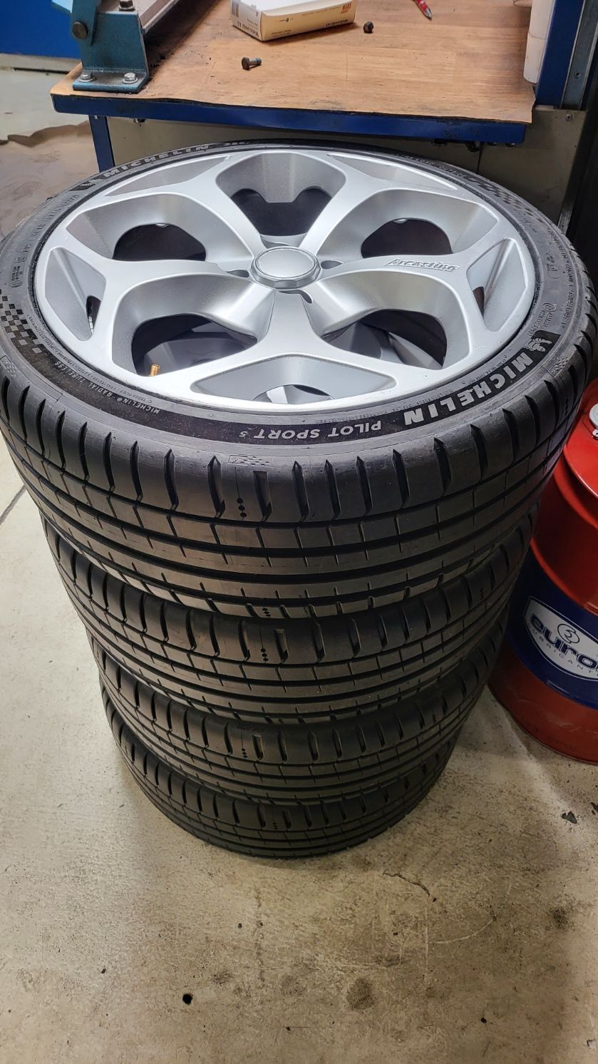 Ford Cougar 2,5 V 6 COUPE