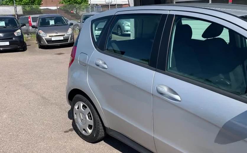 Mercedes A180
