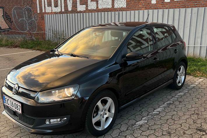 Sort VW Polo fra 2017