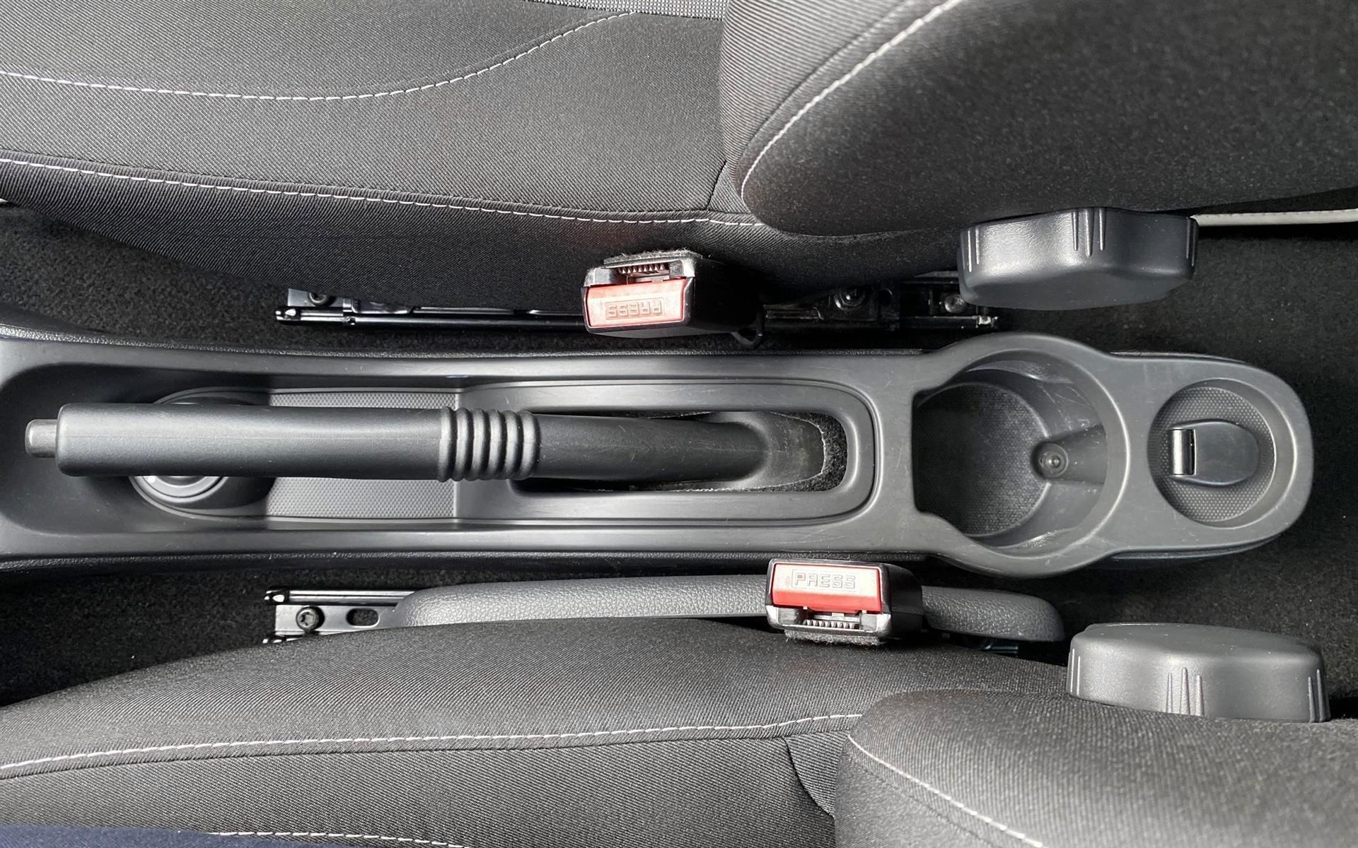 Hvid Dacia Duster fra 2017