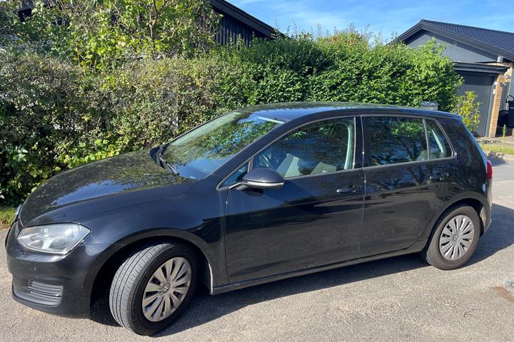 Sort VW Golf fra 2015