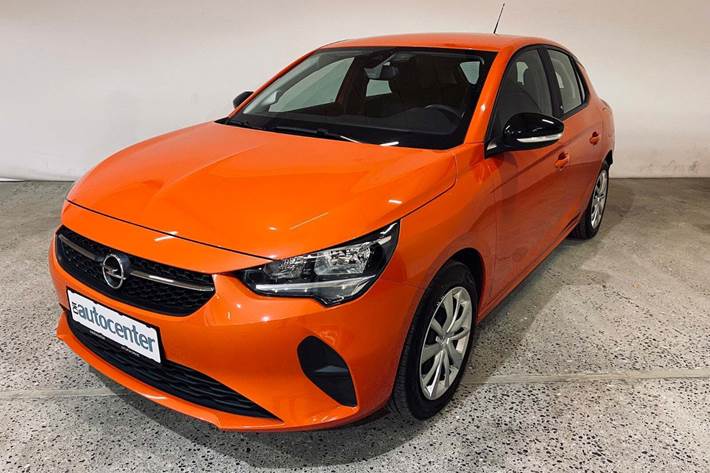 Orange Opel Corsa-e fra 2021 set udefra