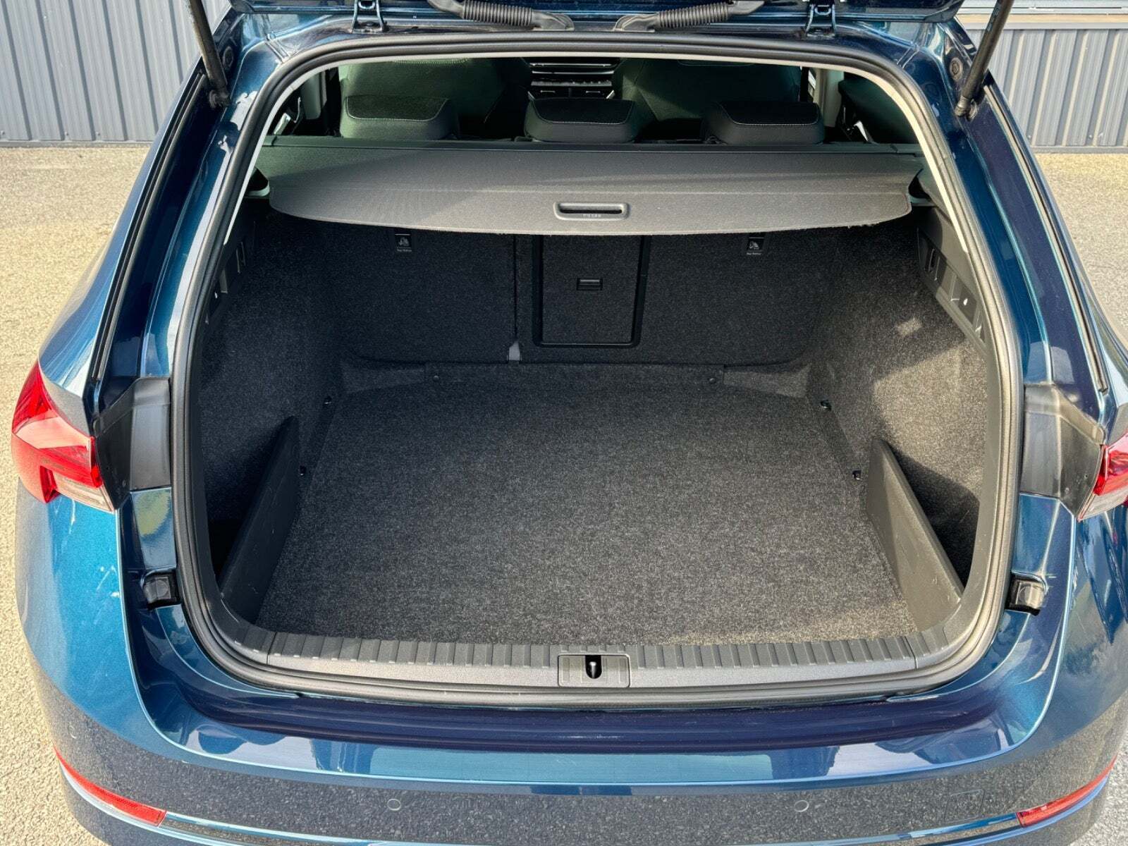 Blå Skoda Octavia fra 2022