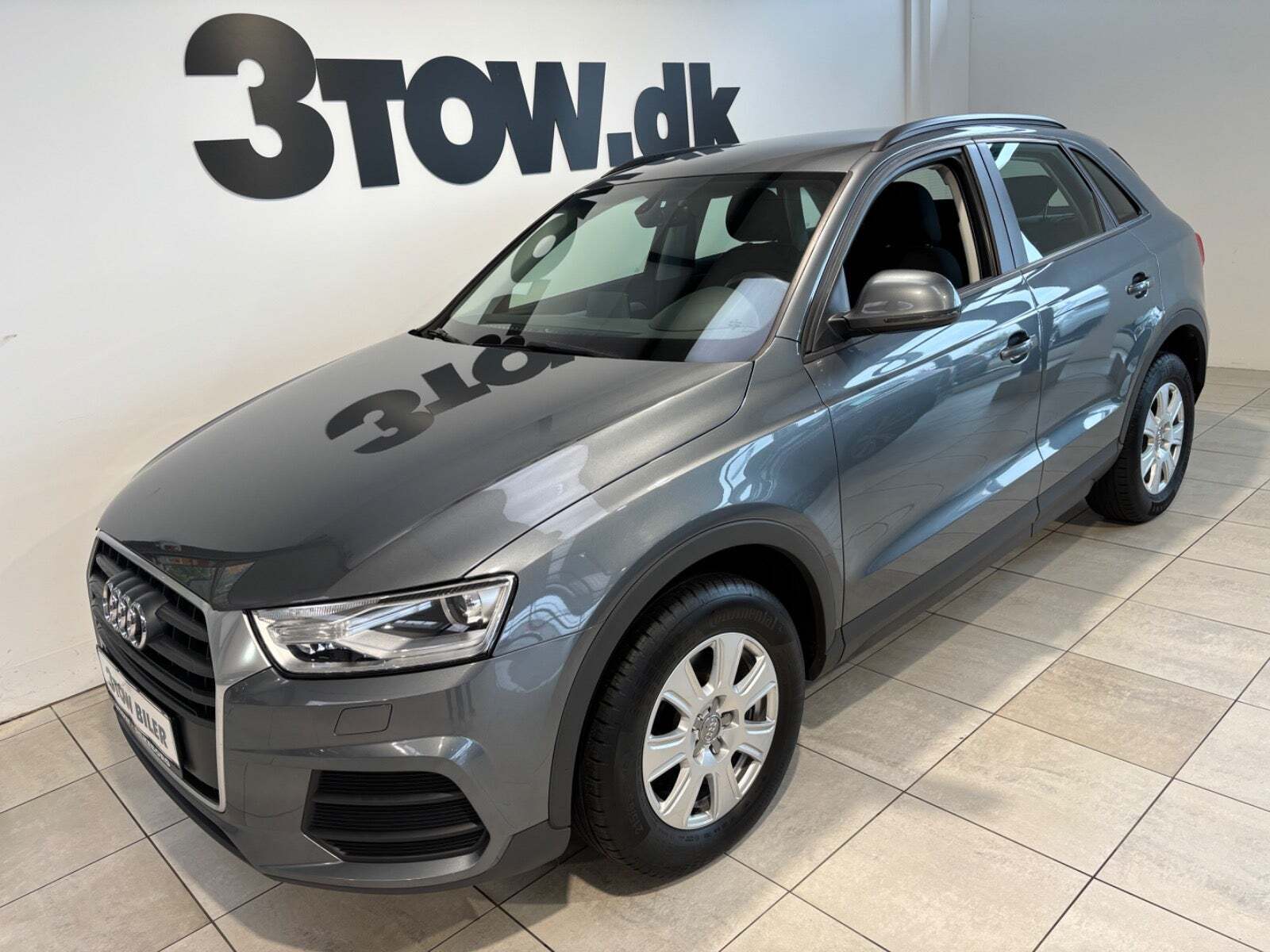 Grå Audi Q3 fra 2018 set udefra