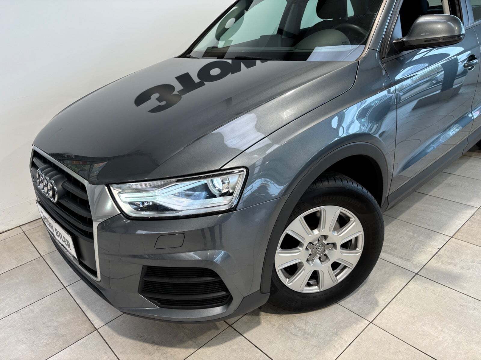 Grå Audi Q3 fra 2018