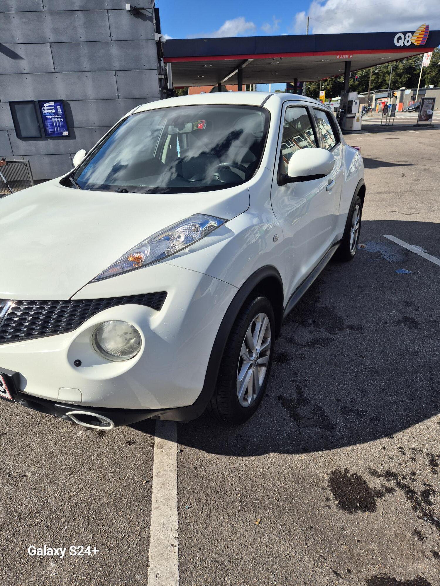 Hvid Nissan Juke fra 2013