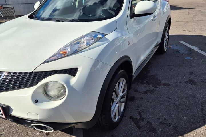 Hvid Nissan Juke fra 2013