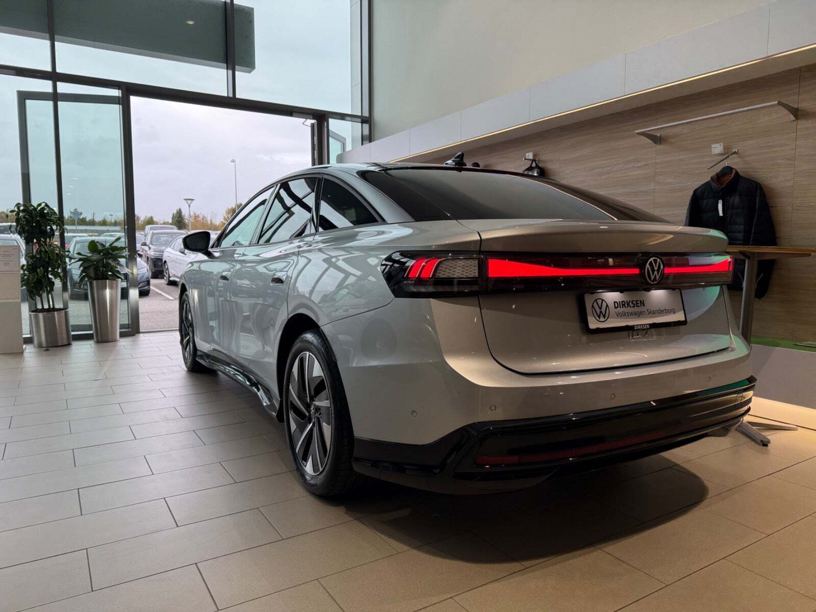 Sølv VW ID.7 fra 2024