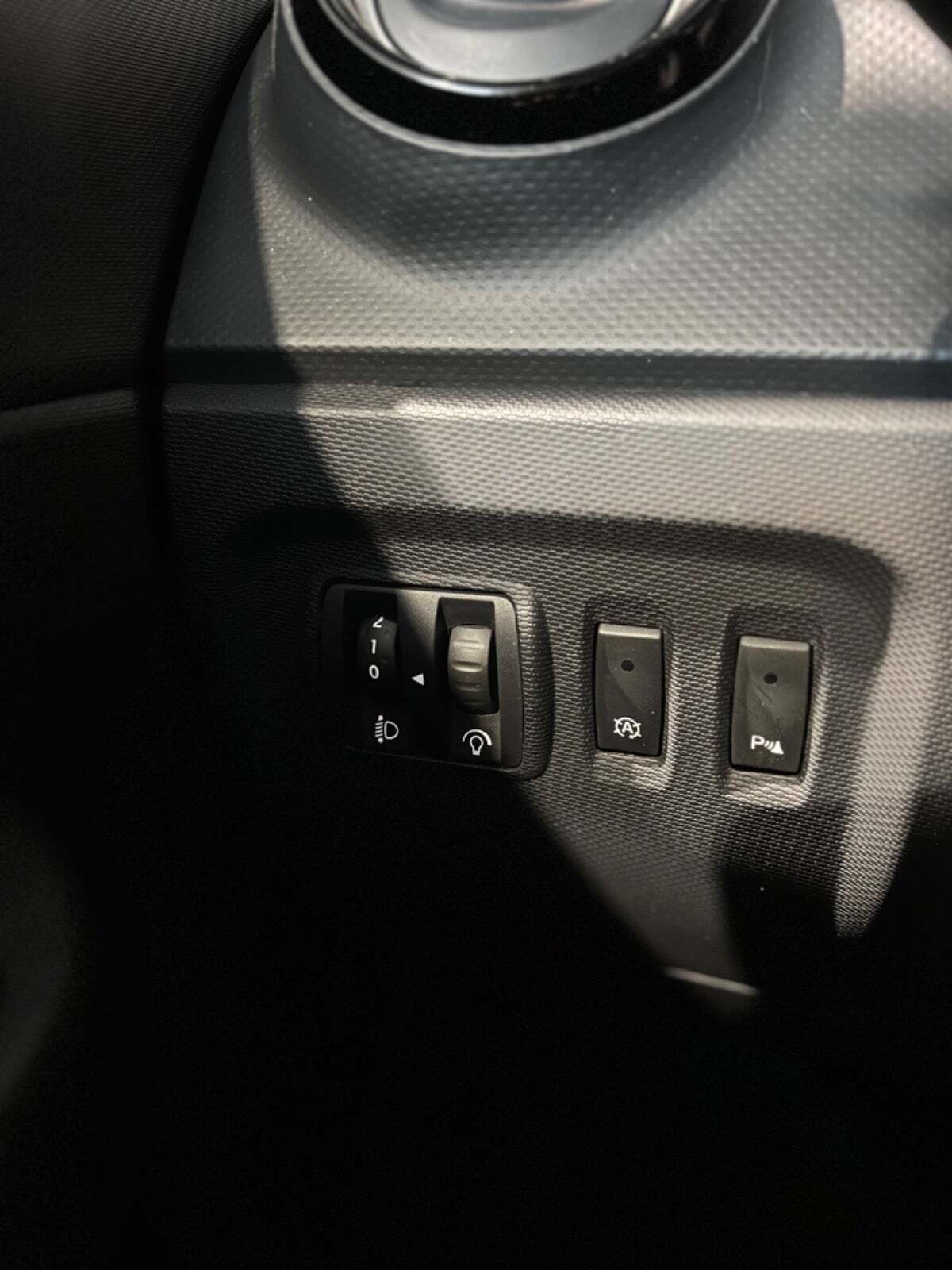 Grå Renault Captur fra 2013