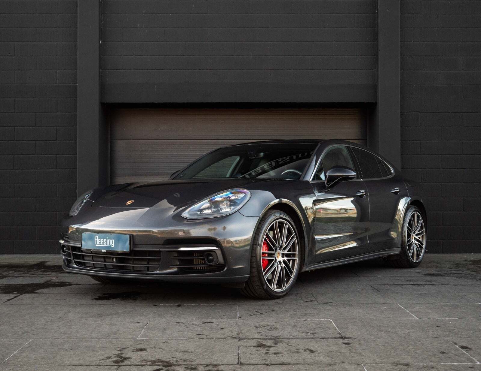 Porsche Panamera 4