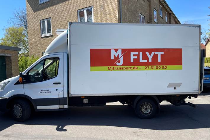 Hvid Ford Transit fra 2014