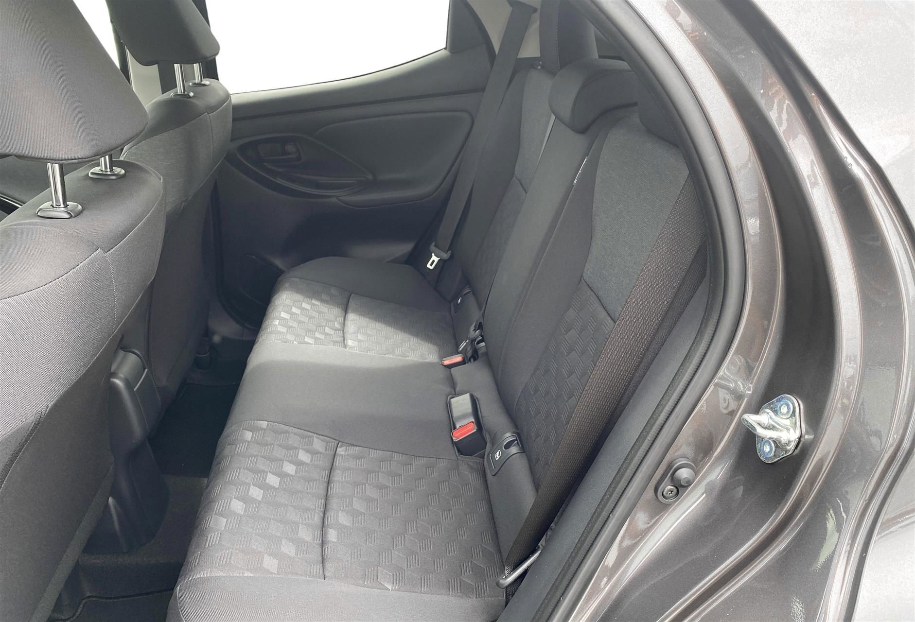 Toyota Yaris 1,5 Hybrid Style Technology 116HK 5d Trinl. Gear