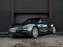 Porsche Panamera 4