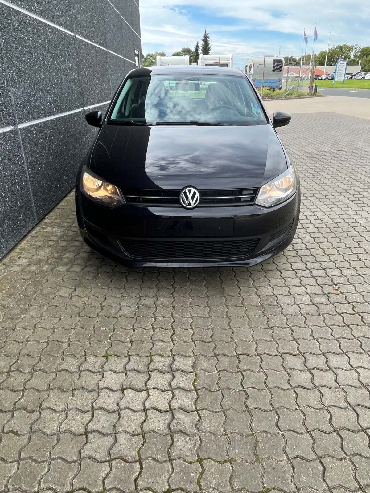 Sort VW Polo fra 2010