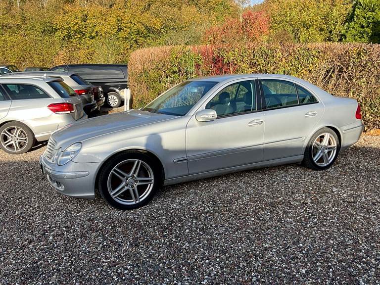 Mercedes E500 5,0 Avantgarde aut.