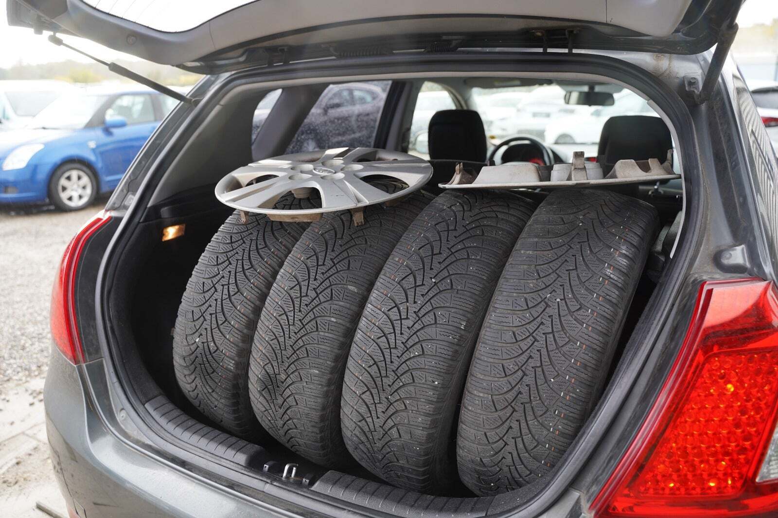 Grå Kia Ceed fra 2010