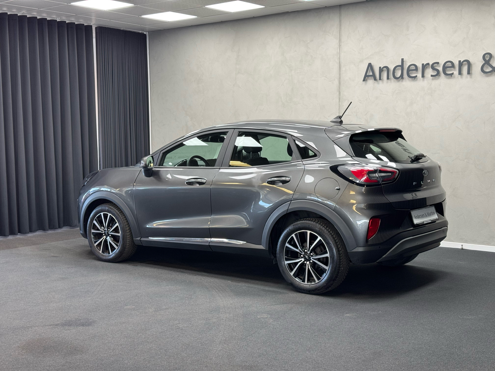Grå Ford Puma fra 2021